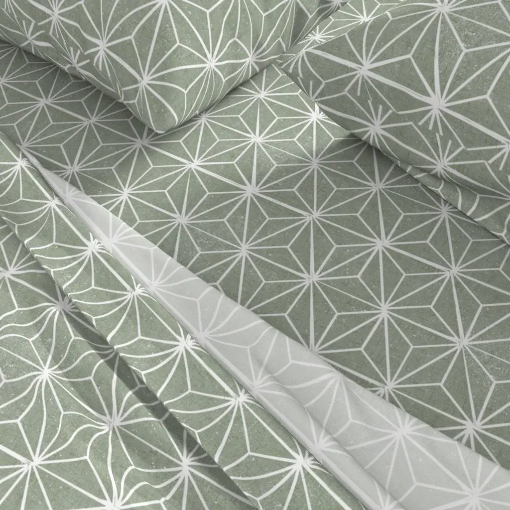 Asanoha Hemp Leaf Japanese Linocut King Sheet Set - Sage Green alternate view