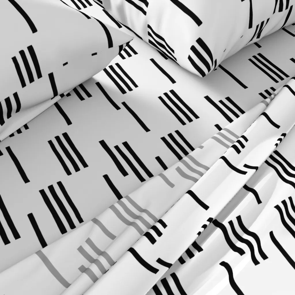 Basic Stripes And Strokes Monochrome Circus Queen Sheet Set - Black alternate view