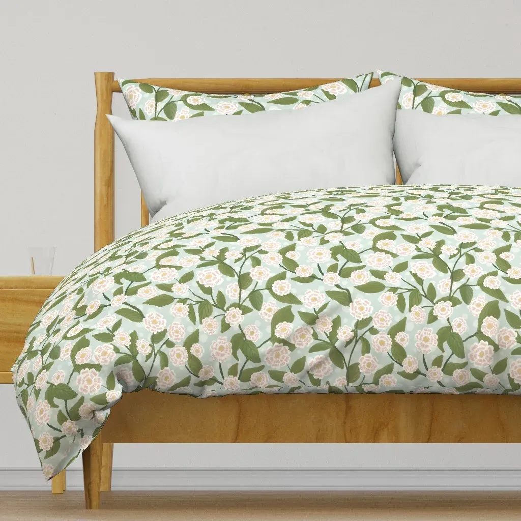 Beautiful Climbing Flower Duvet Cover - Pink product