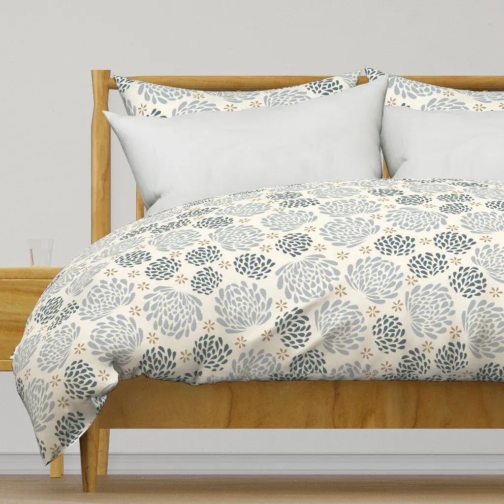 Big Blooms Duvet Cover - Light Gray product