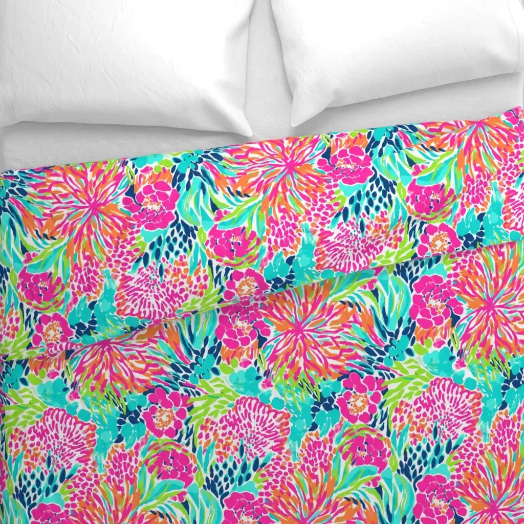 Bigger Preppy Leopard Bold Duvet Cover - Pink alternate view