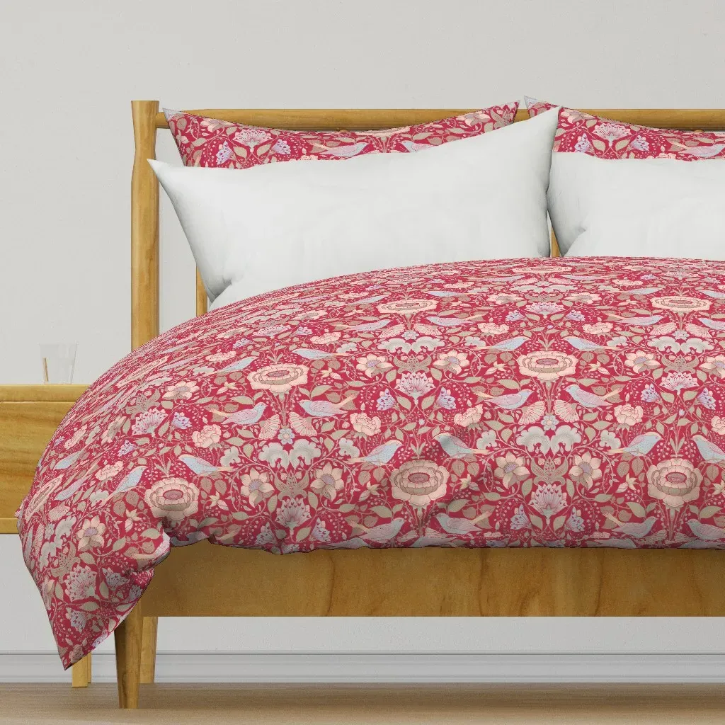 Bird's Paradise Viva M Duvet Cover - Crimson product