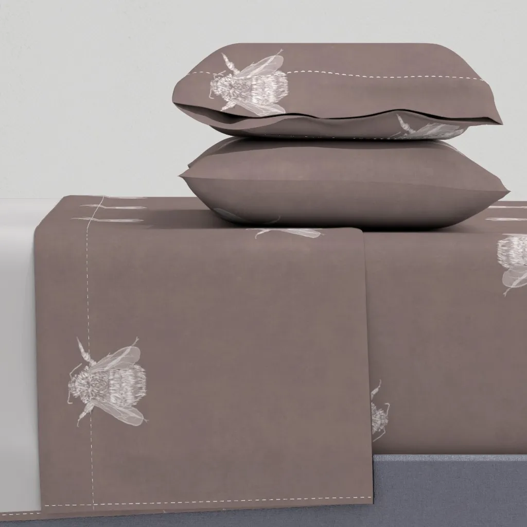 Bumblebee Monochrome Queen Sheet Set - Beige product