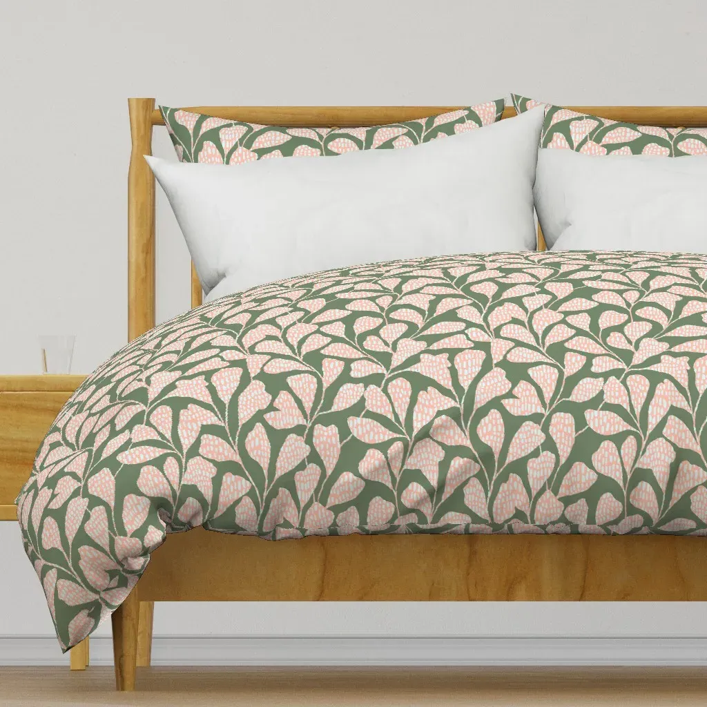 Cassandra Large Duvet Cover - Pink product