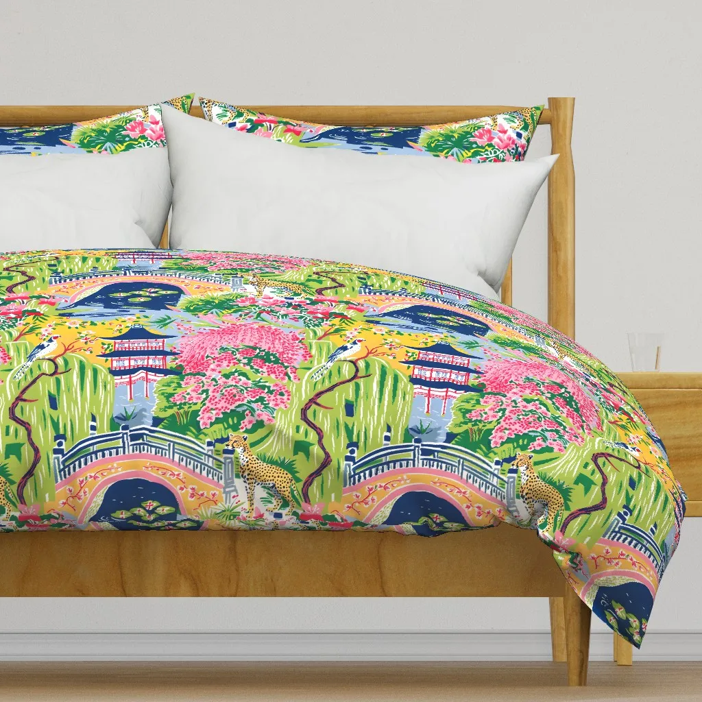 Chinoiserie Monet Garden Duvet Cover - Pink product