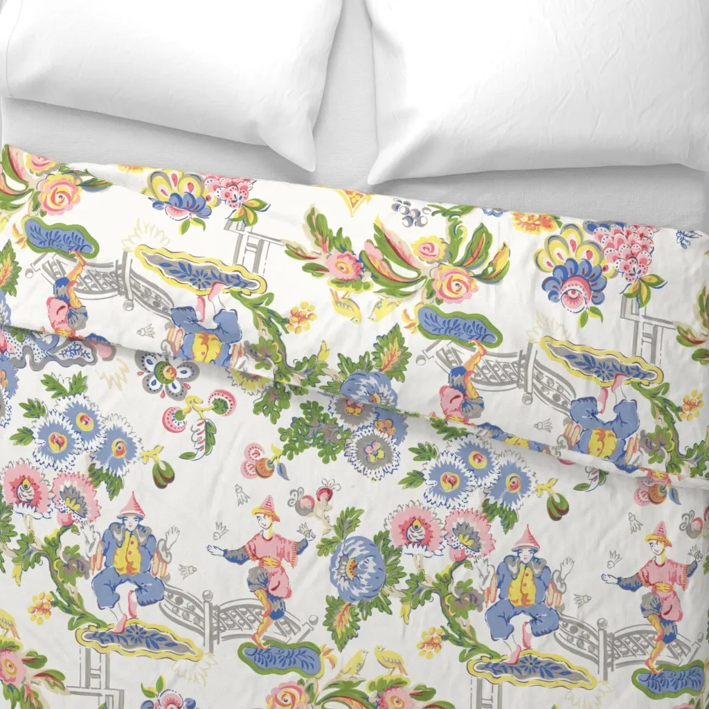 Circus In Cathay Caroline Duvet Cover - Pink alternate view