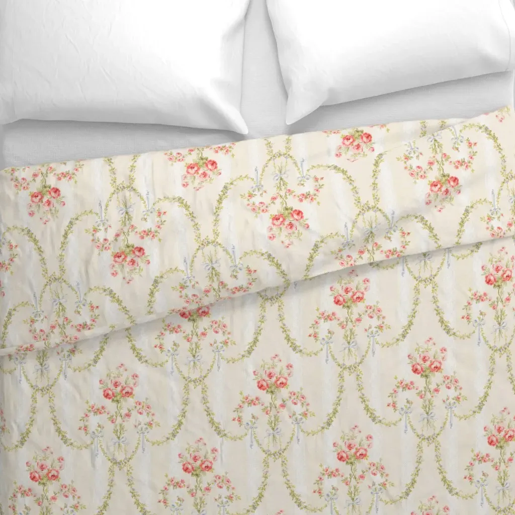 Delicate Swags Duvet Cover - Pink alternate view