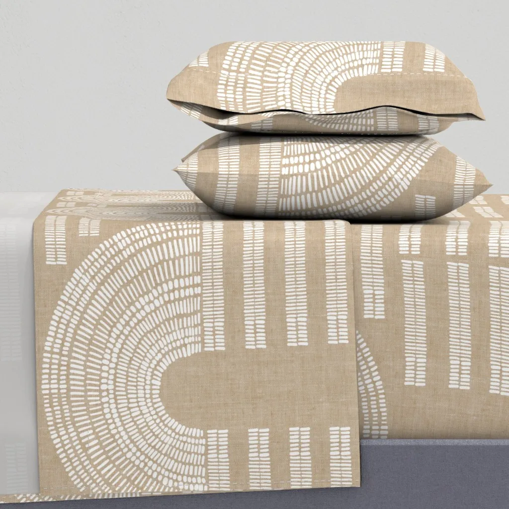 Freehand Dash Arches Queen Sheet Set - White on Beige product