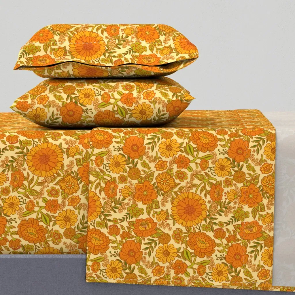 Funky Florals 70's King Size Sheet Set - Orange product