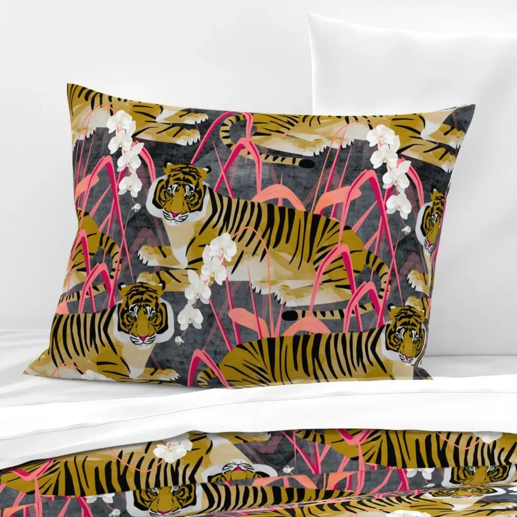 Gold Velvet Tiger Standard Knife Edge Cushion - Orange, Cotton Sateen product