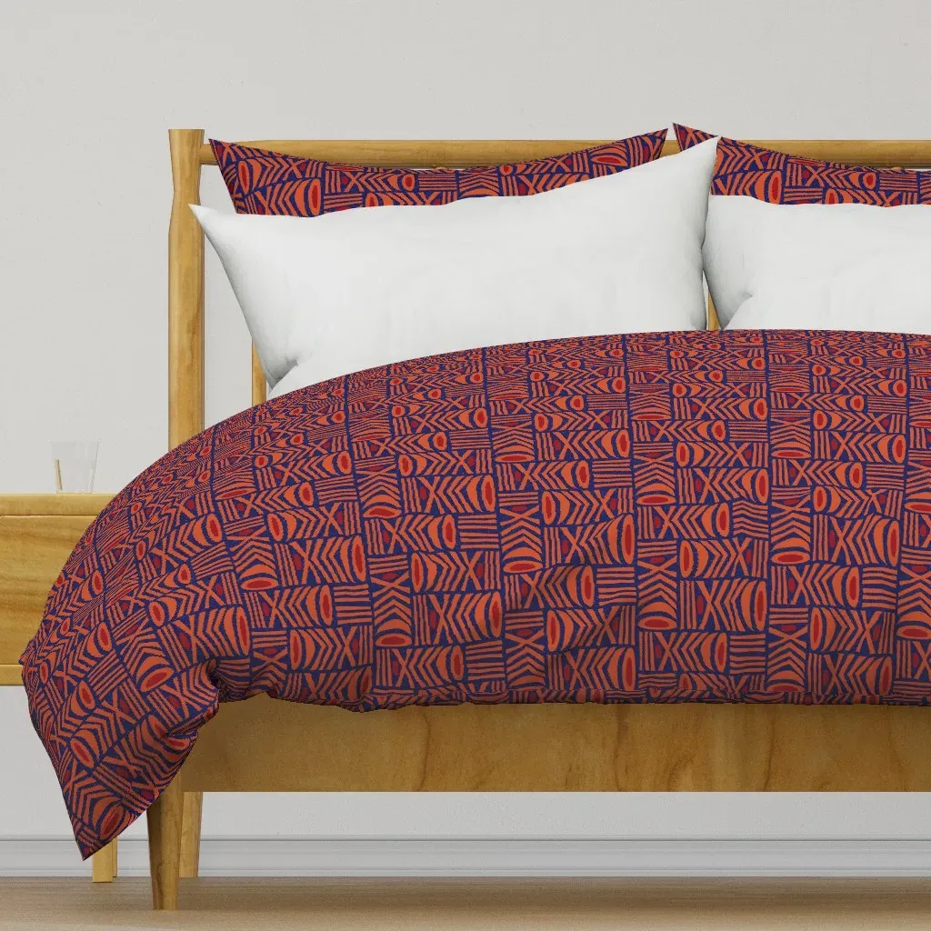 Graphic Tribal Folk (M) Duvet Cover - Burnt Orange product