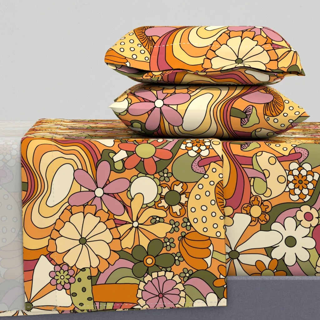 Groovy Mushroom Garden Queen Sheet Set - Orange product