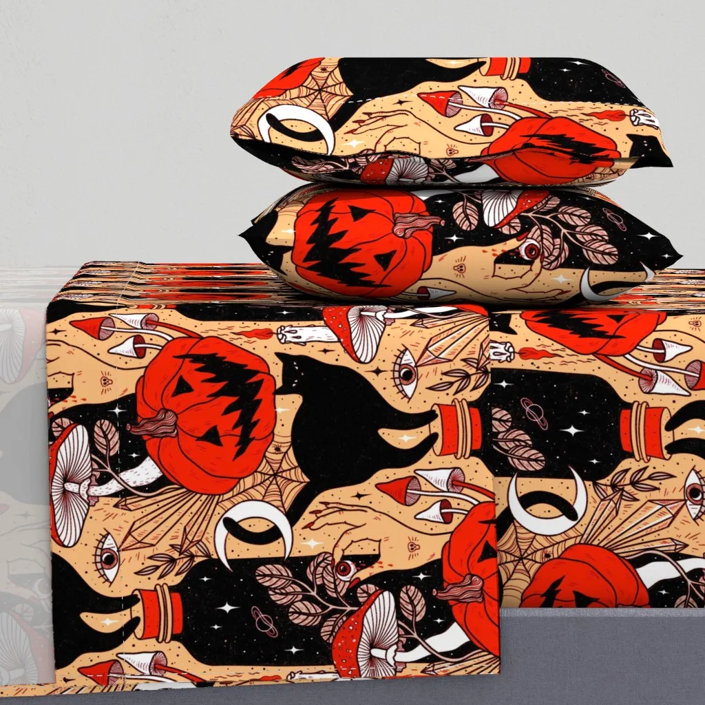 Halloween Queen Sheet Set - Red product