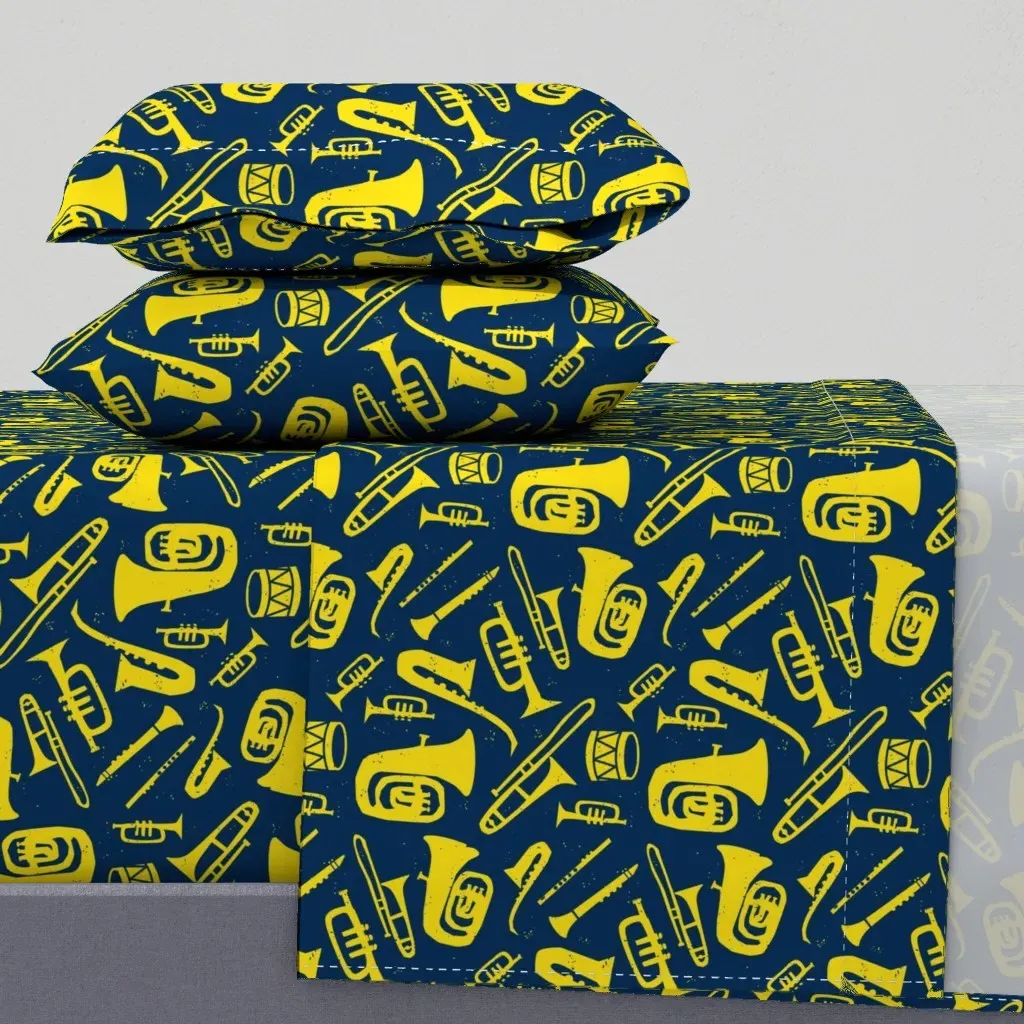 I Love A Parade King Size Sheet Set - Yellow product