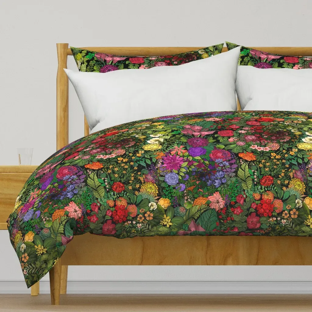 Infinite Botanic Garden Large Duvet Cover - Dark Red product