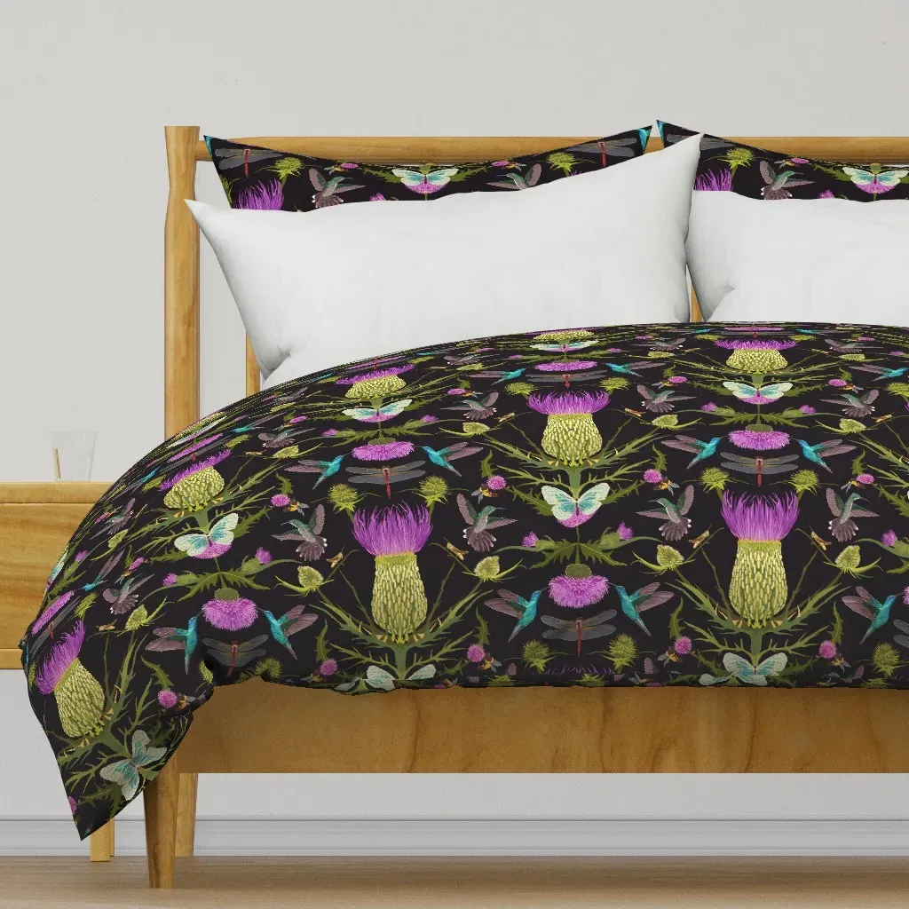 Irresistible Thistle Duvet Cover - Purple product