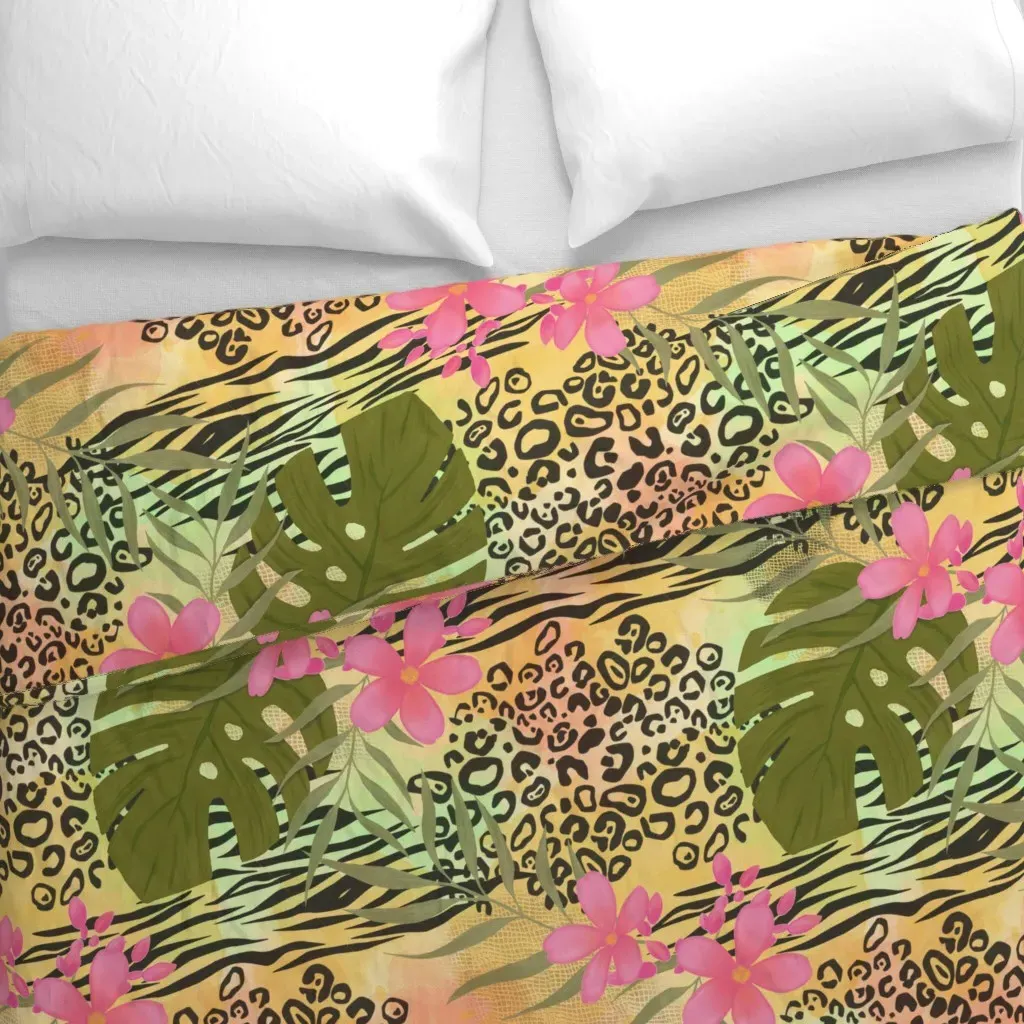 Junglin Large Print Duvet Cover - Orange alternate view