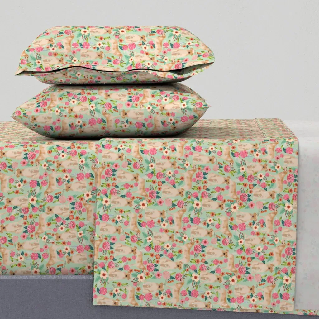 Labrador Florals Queen Sheet Set - Light Beige product