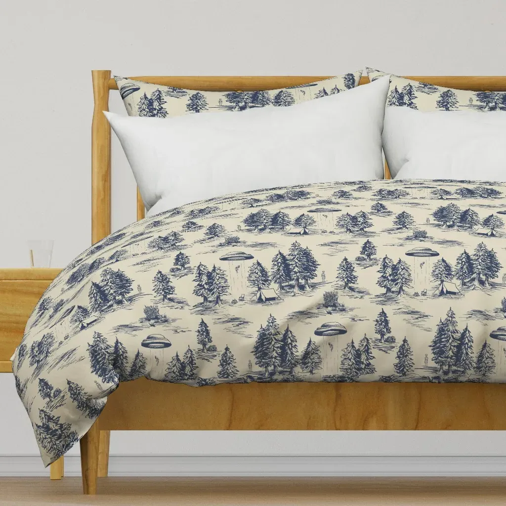 Large-Scale Alien Abduction Duvet Cover - Dark Blue product