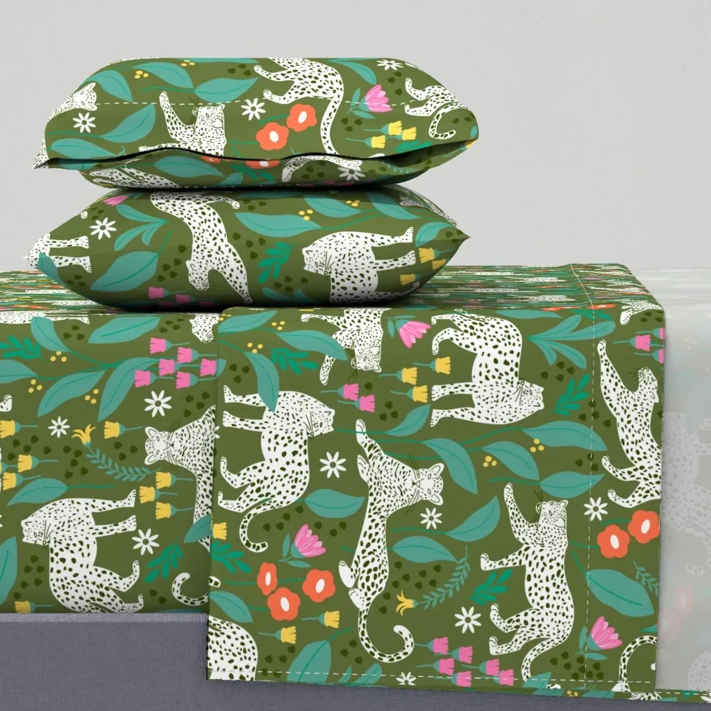 Leopard Jungle Floral Full Sheet Set - Green product