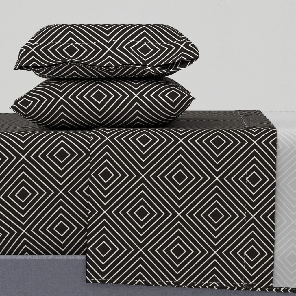 Line Diamond Tile Dark King Sheet Set - White product