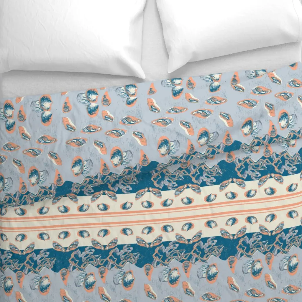 Maine Muscles And Seaweed Duvet Cover - Peach alternate view