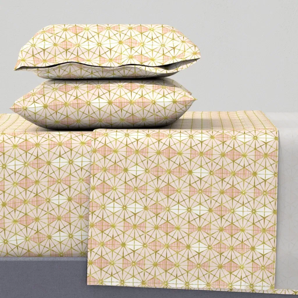 Mid Century Triangle Lattice Geometric Queen Sheet Set - Blush Pink product