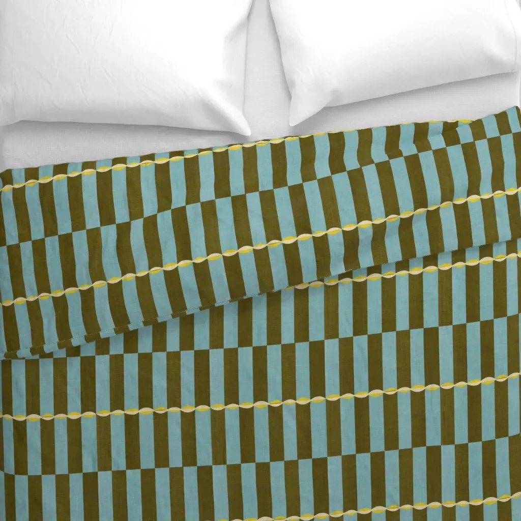 Oblong Vertical Checkerboard Duvet Cover - Light Blue alternate view
