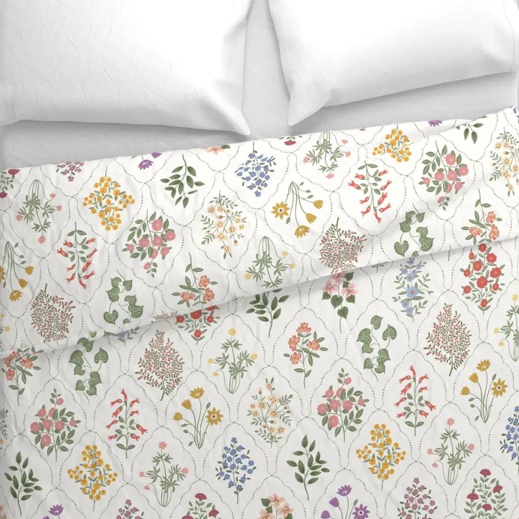 Ornamental Floral Trellis Duvet Cover - Pink alternate view