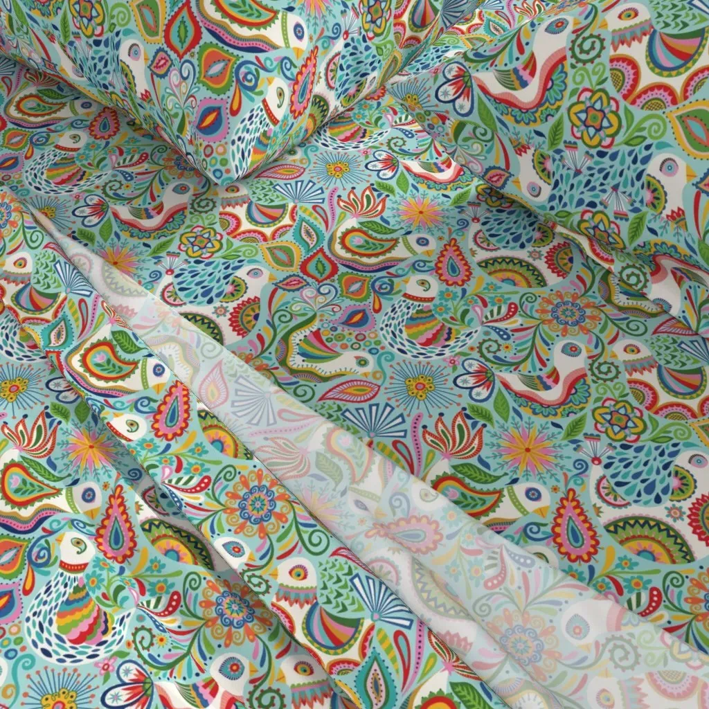 Pinata Birdies Queen Size Sheet Set - White alternate view
