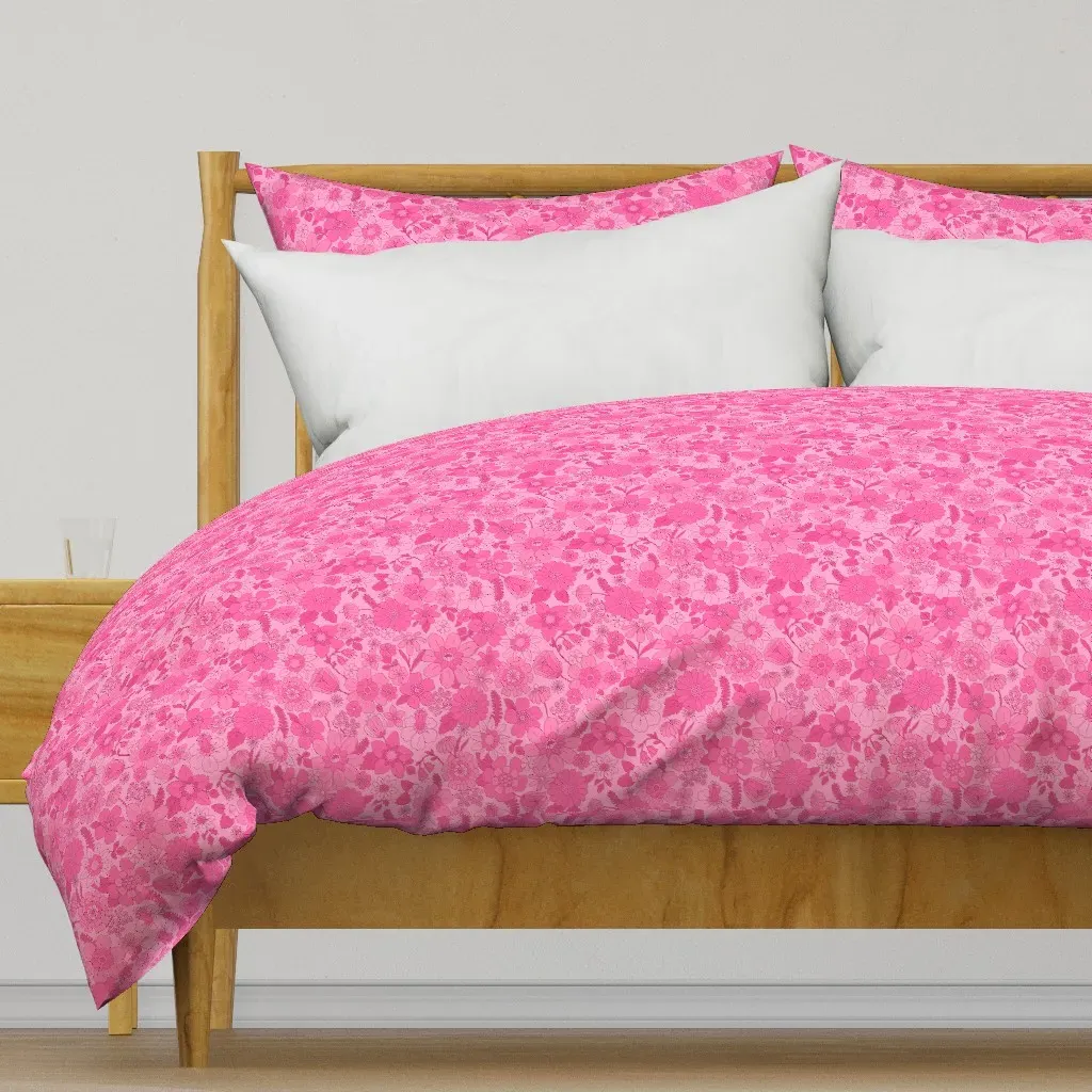 Pinkcore Retro Flowers Duvet Cover - Pink product