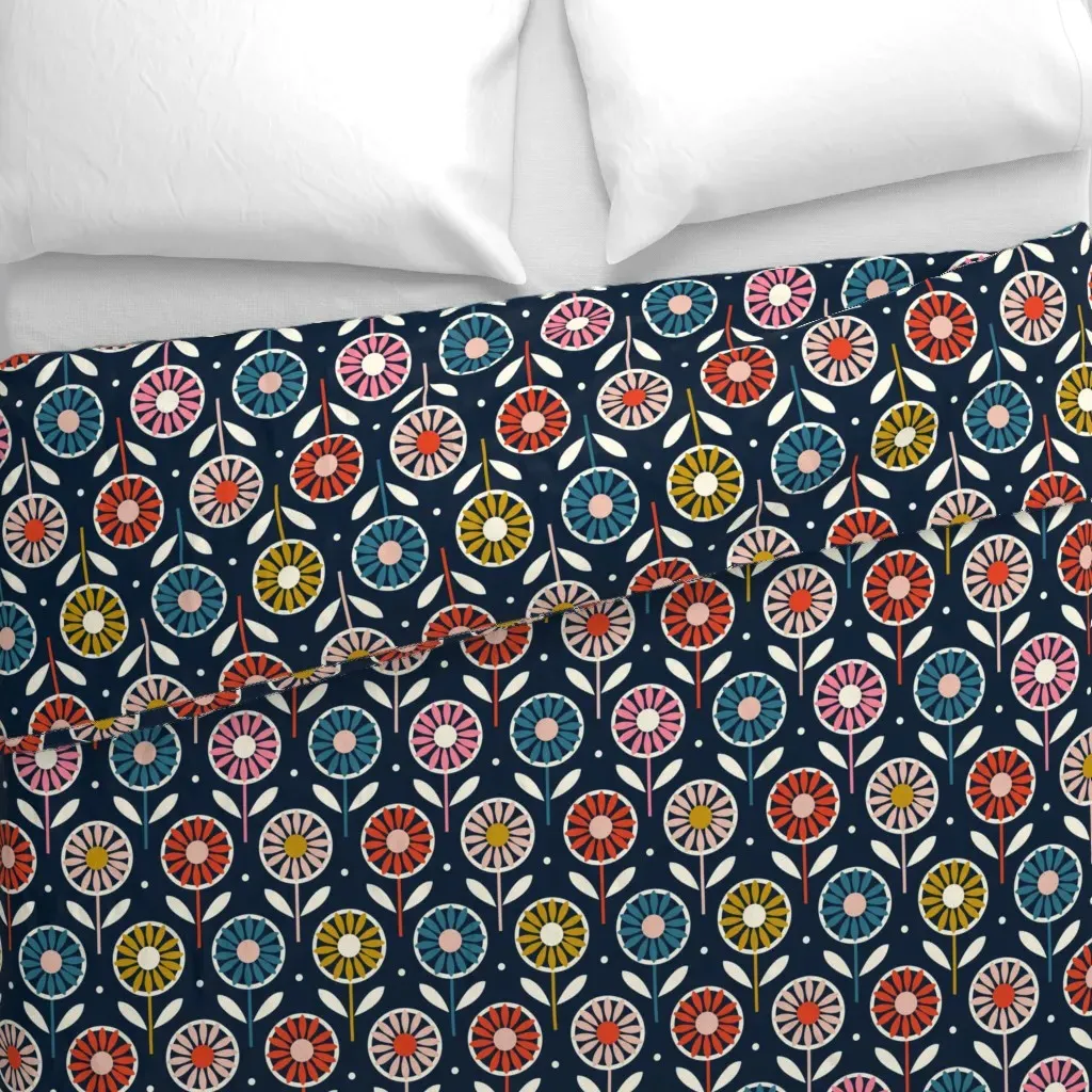 Retro Line Them Up Large Duvet Cover - Red alternate view