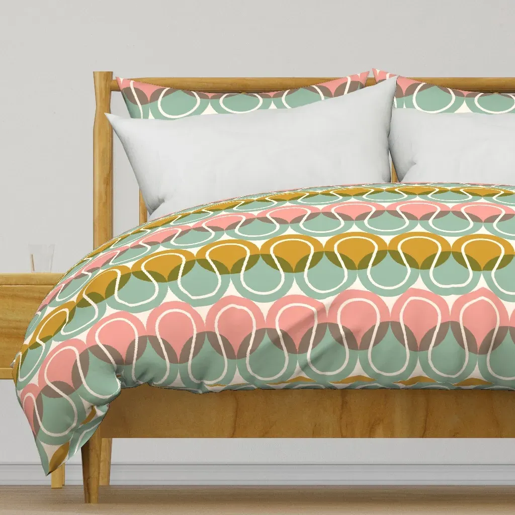 Retro Tennis Large Motif Duvet Cover - Pink product