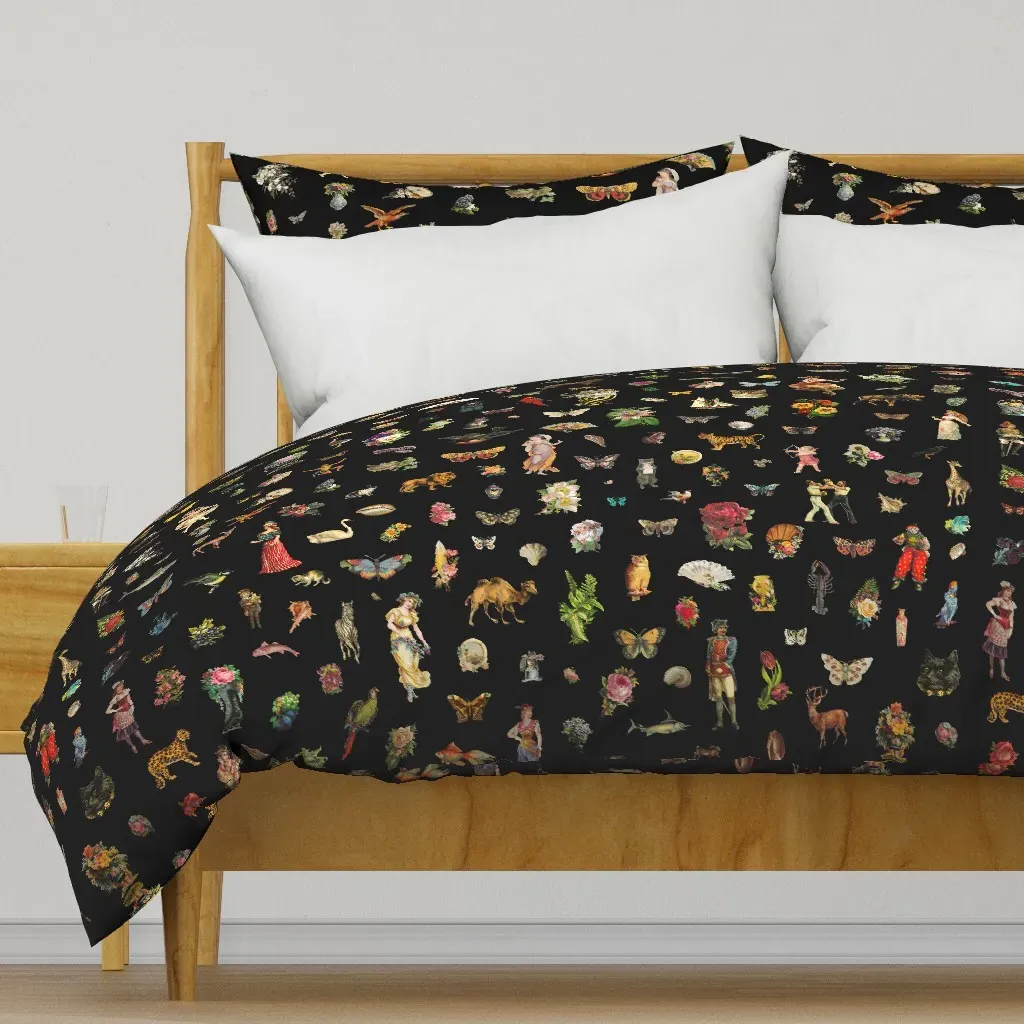Scrap Pattern Duvet Cover - Black product