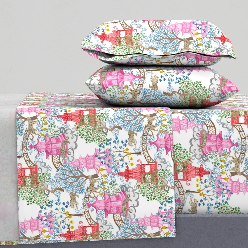 Small Scale Party Leopards Pagoda Forest Queen Sheet Set - Pink product