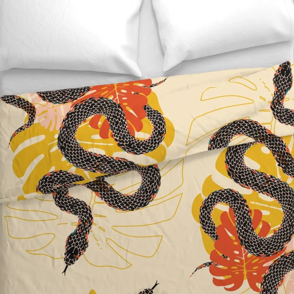 Smooth Criminal Duvet Cover - Black alternate view
