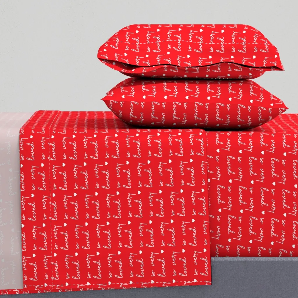 So Very Loved Queen Sheet Set - Red product