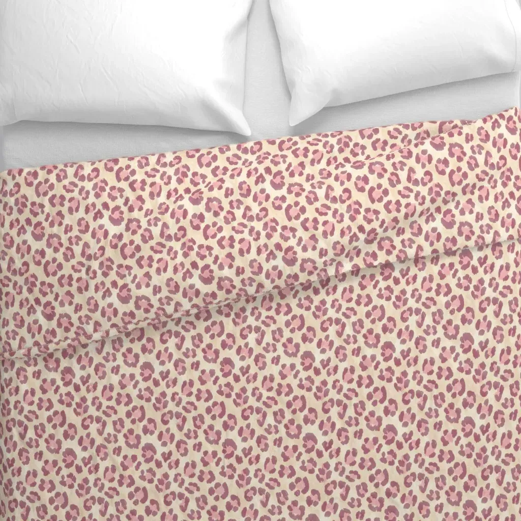 Soft Blush Cheetah Chic Duvet Cover - Pink alternate view