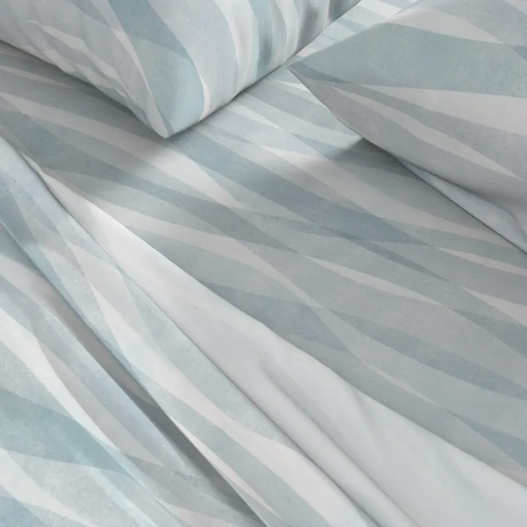 Textured Waves King Size Sheet Set - Light Blue alternate view