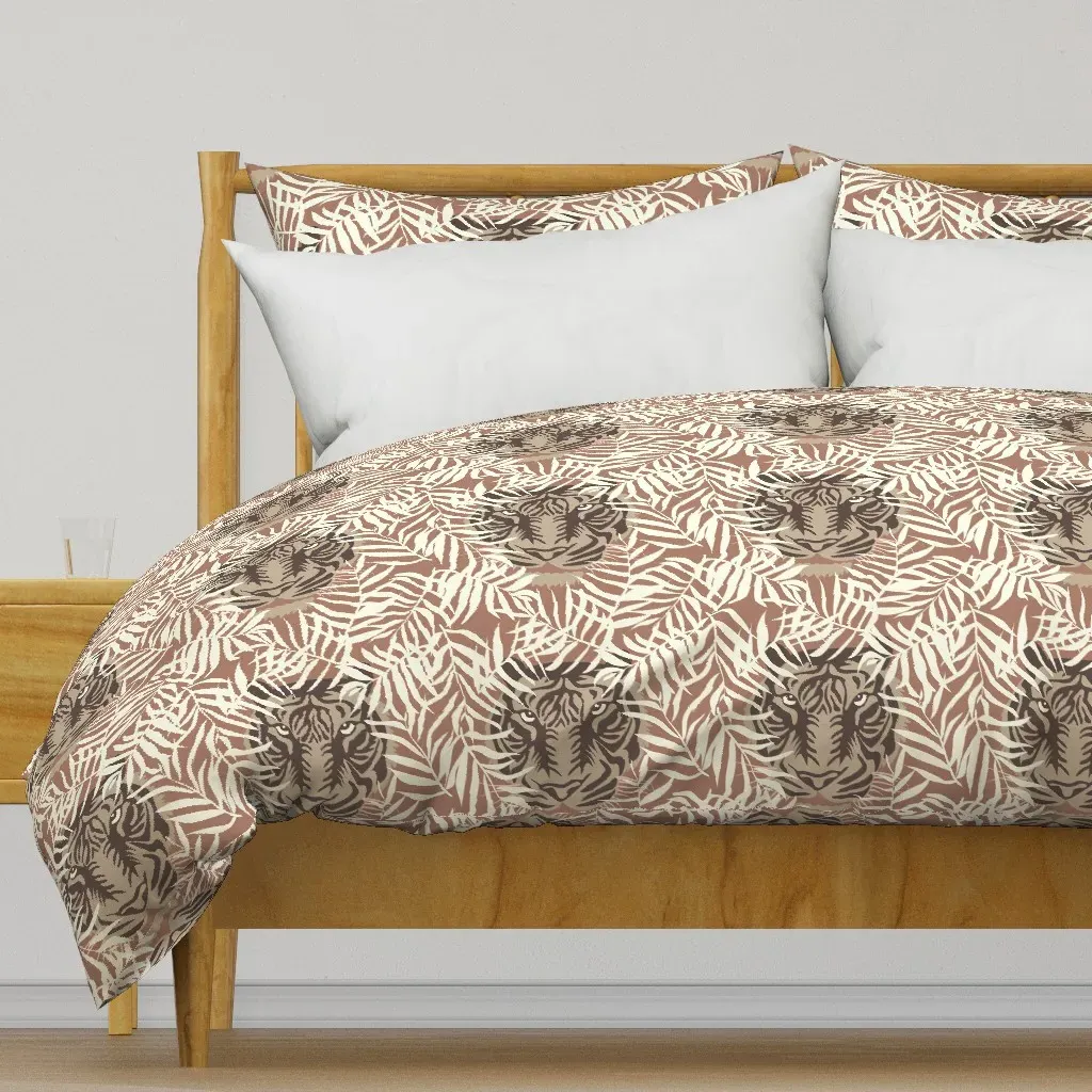 Tiger In Hiding Duvet Cover - Brown product