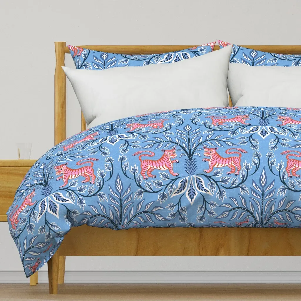 Tigers And Palms Duvet Cover - Pink product