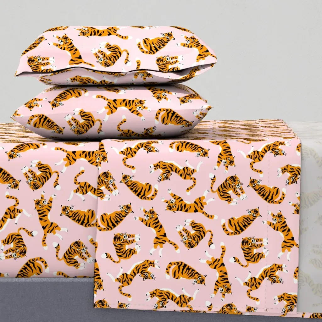 Tigers On The Pink Queen Size Sheet Set - Orange product