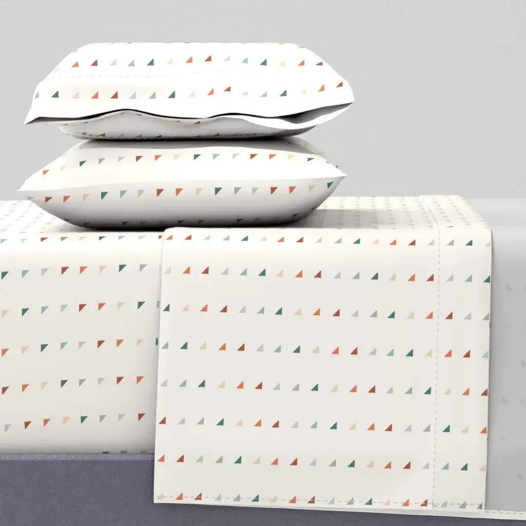 Triangles Medium Queen Sheet Set - Terracotta product