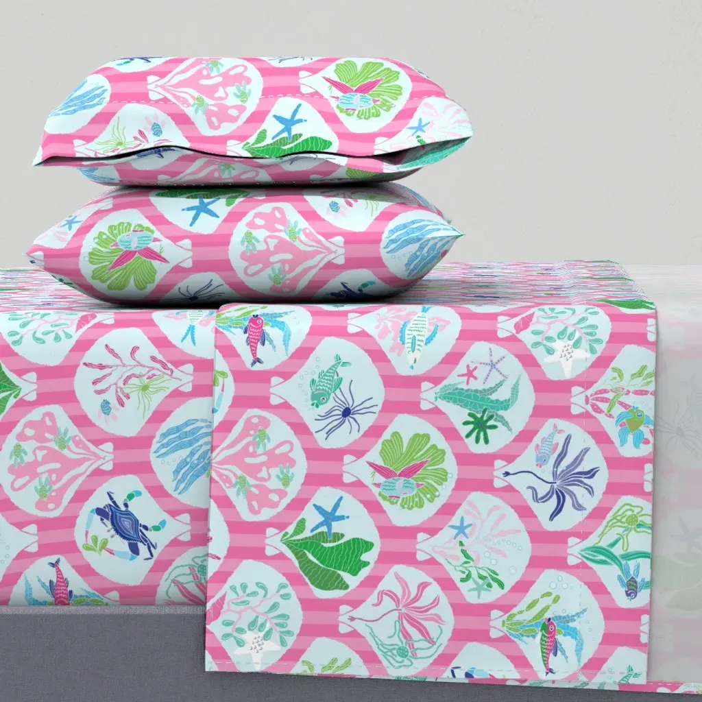 Vintage Sea Life Scallops & Stripes King Sheet Set - Pink product