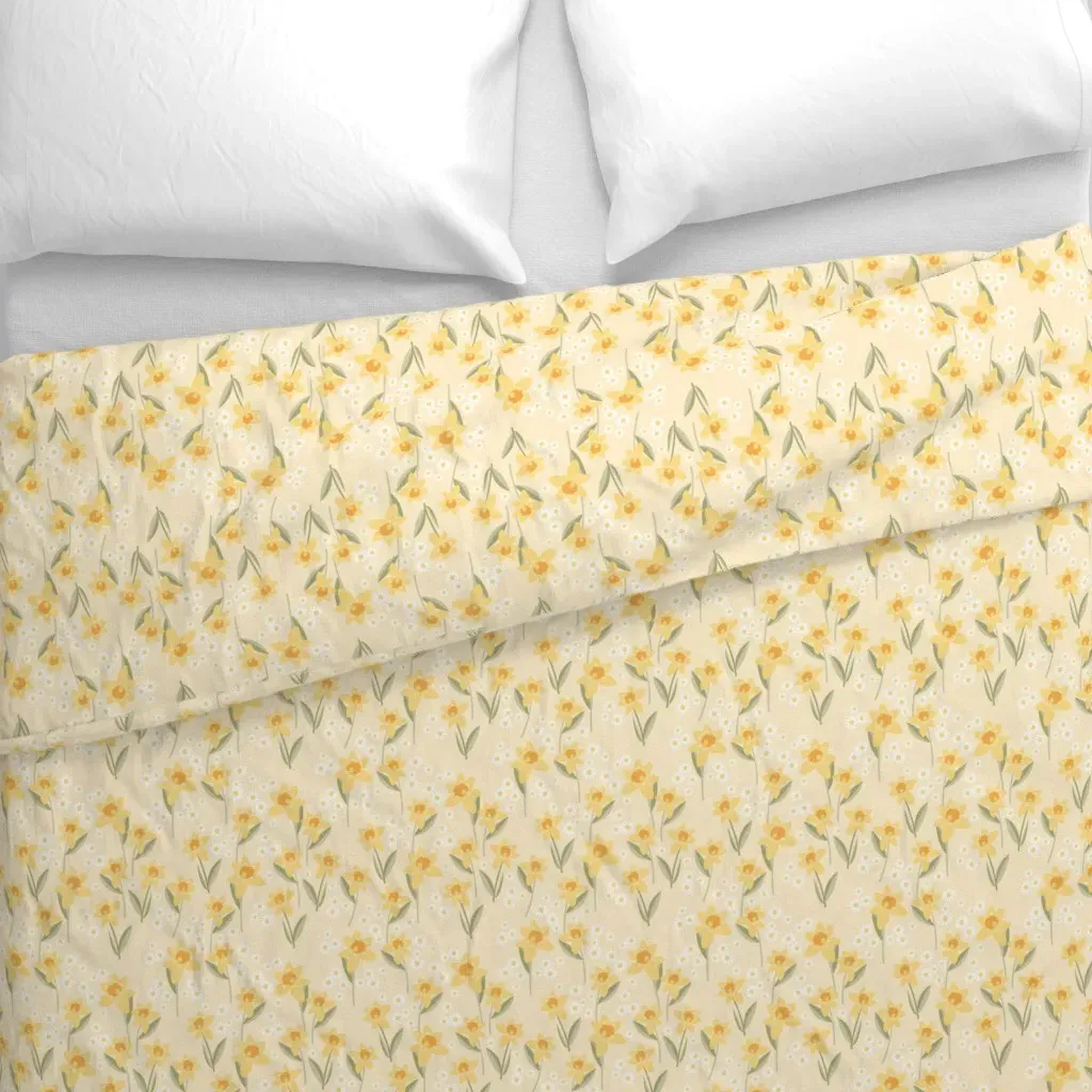 Wild Spring Garden Daffodils Duvet Cover - Yellow alternate view