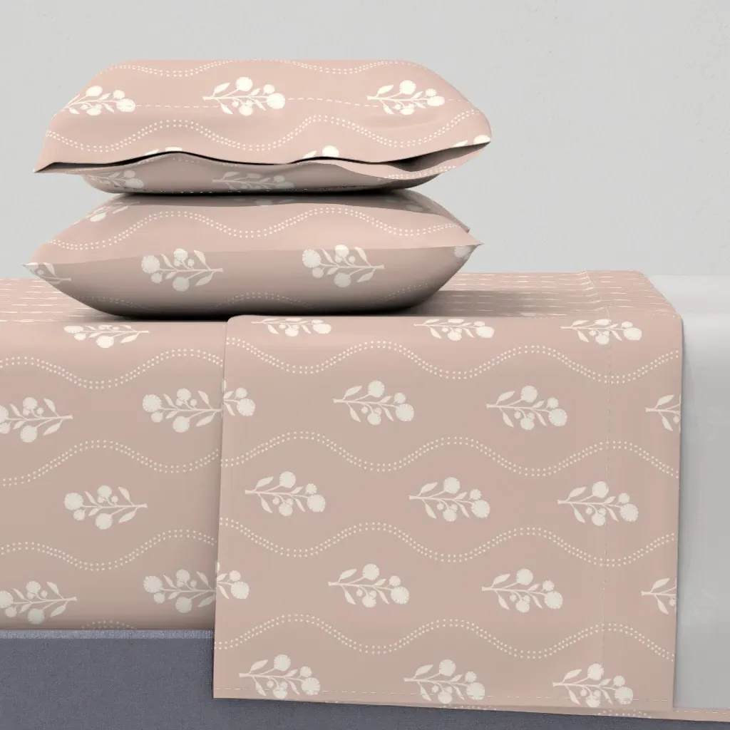 Wildflower Stripe Queen Sheet Set - Off-White product