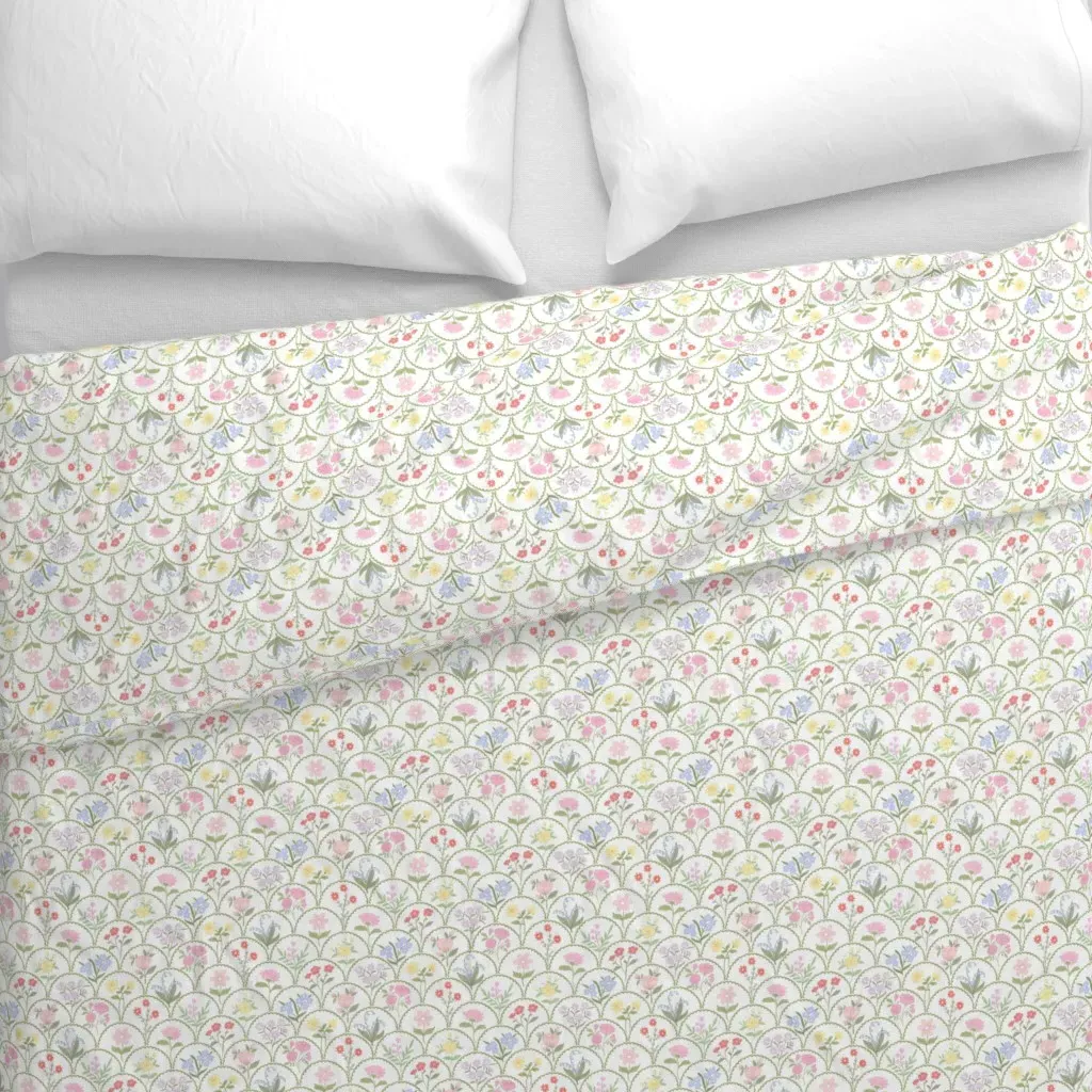 Wildflowers Scallop Trellis Duvet Cover - Pastel Pink alternate view