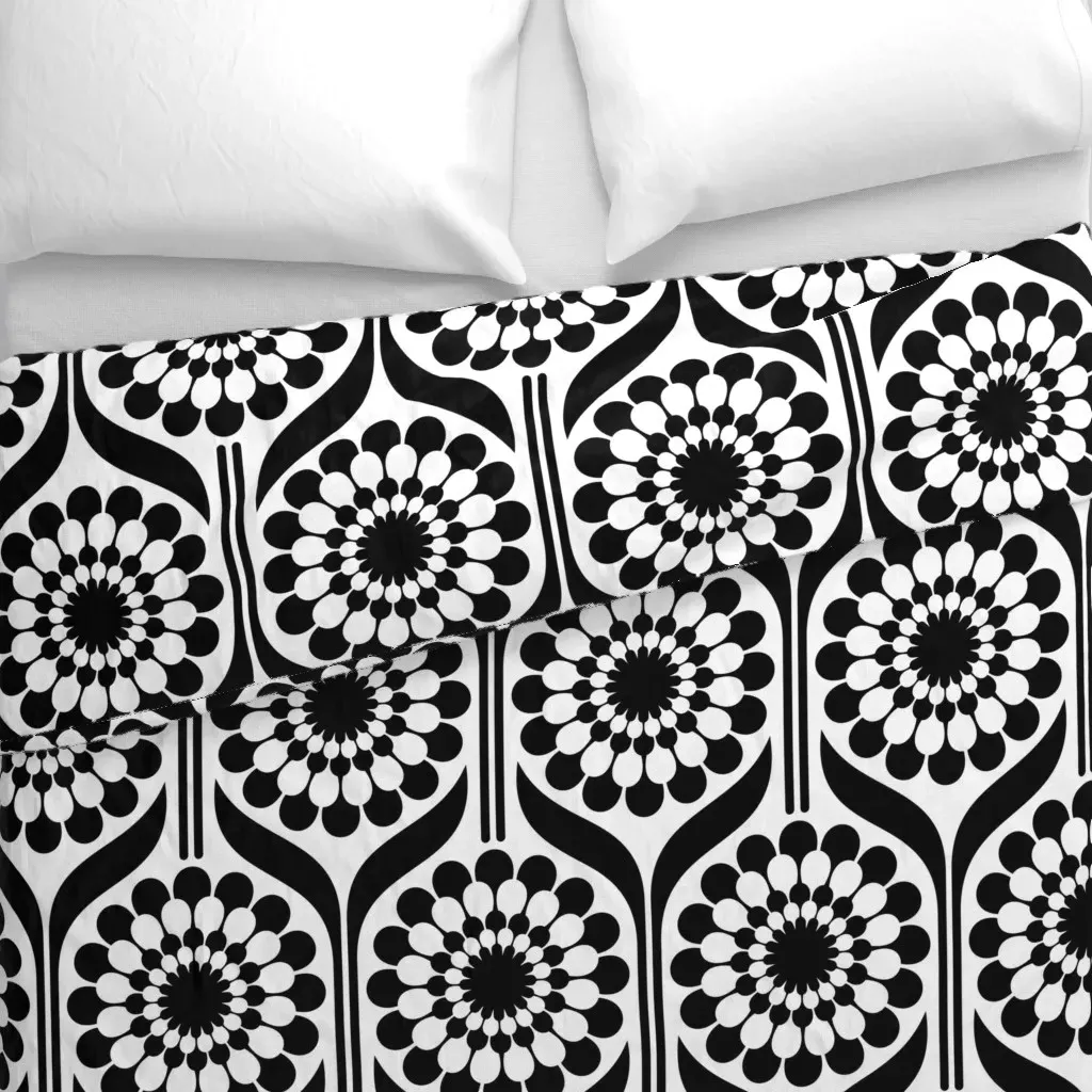 Zinnia Vibes Duvet Cover - Black alternate view