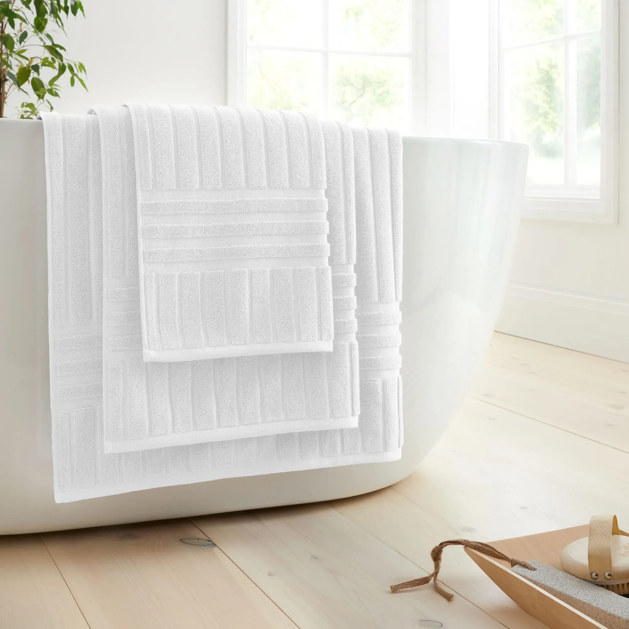 Bianca Hotel Bath Towel - White, Cotton product