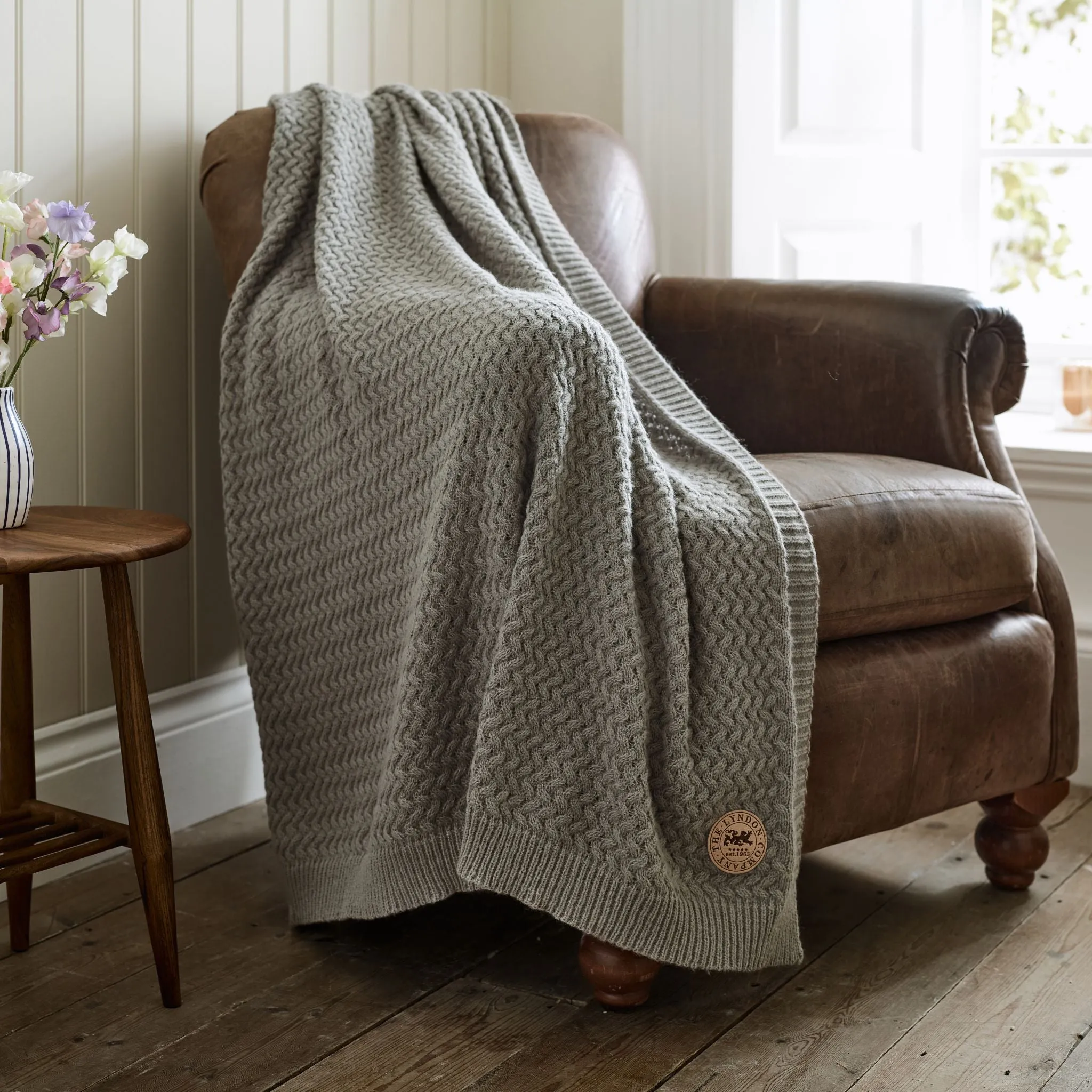 Cadenza Knitted Throw - Grey product
